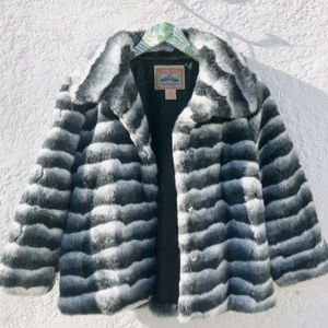 Faux Fur Chinchilla coat Size small